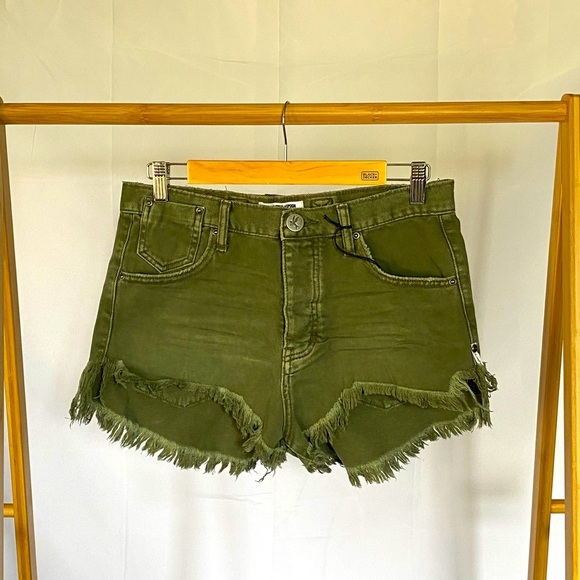Army green One X OneTeaspoon cutoff raw hem shorts size 27 - Picture 1 of 14